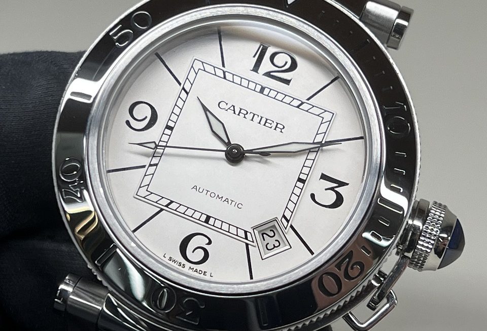 高いデザイン性『Cartier Pasha Sea-Timer』