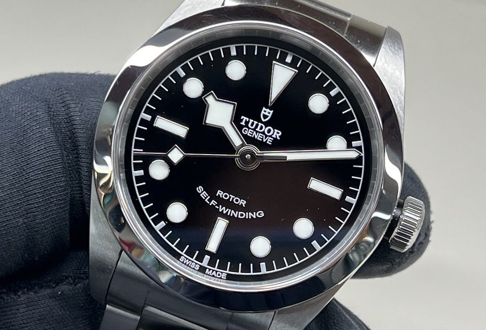 TUDOR Heritage Black Bay 36