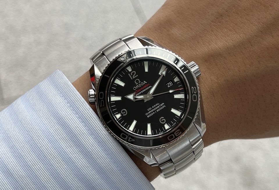 世界1948本限定モデル『OMEGA SEAMASTER600 PLANET OCEAN LIQUIDMETAL』