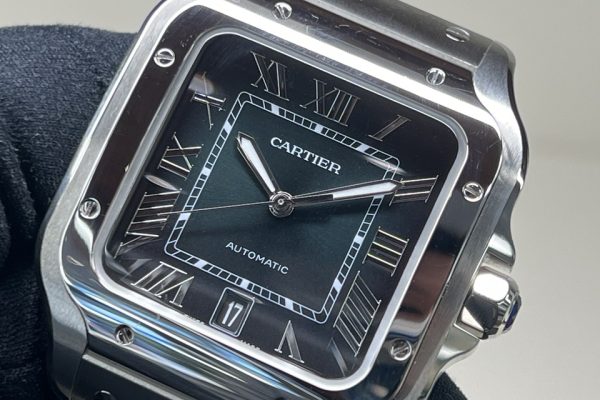 美しいダイヤル『Cartier SANTOS DE CARTIER  LM』