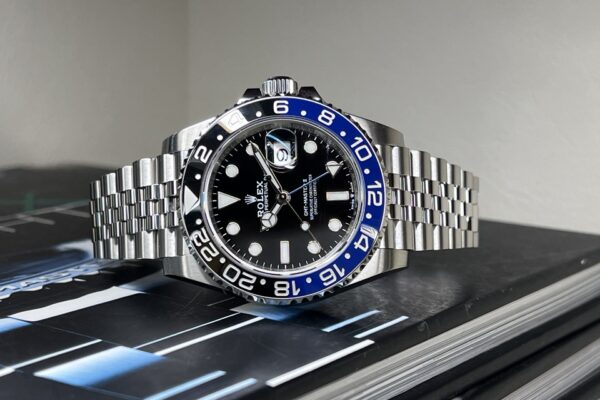 クールなスポーツモデルと言えば『GMT-MASTER II Ref.126710BLNR』