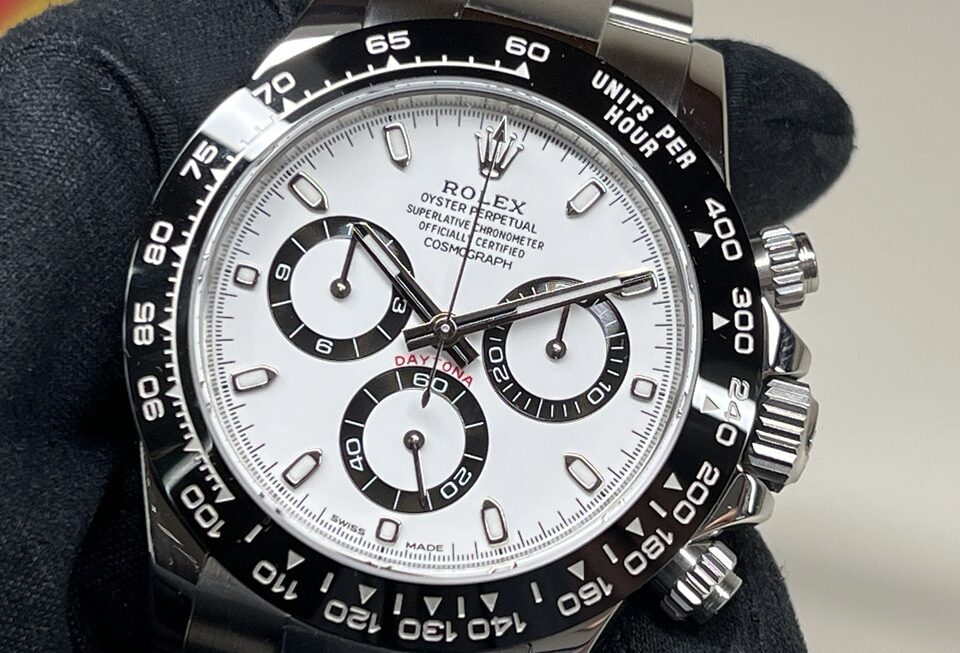 セラミックベゼル×ホワイトダイヤル『DAYTONA Ref.116500LN』