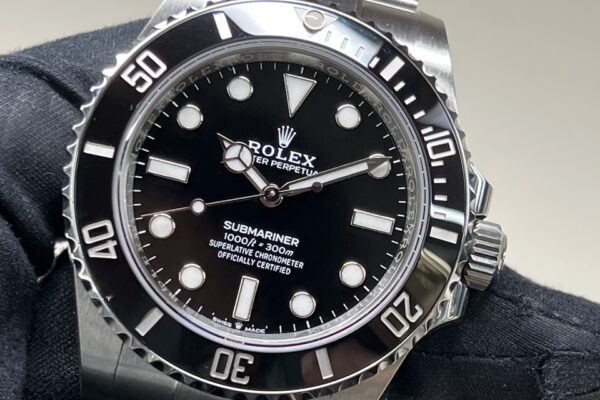 シンプル派の方必見です『SUBMARINER Ref.124060』