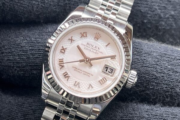 希少なピンクシェル『DATEJUST Ref.179174NRD』