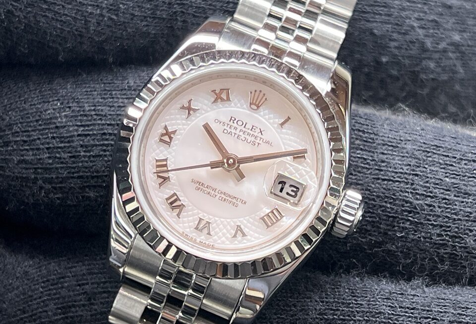 希少なピンクシェル『DATEJUST Ref.179174NRD』