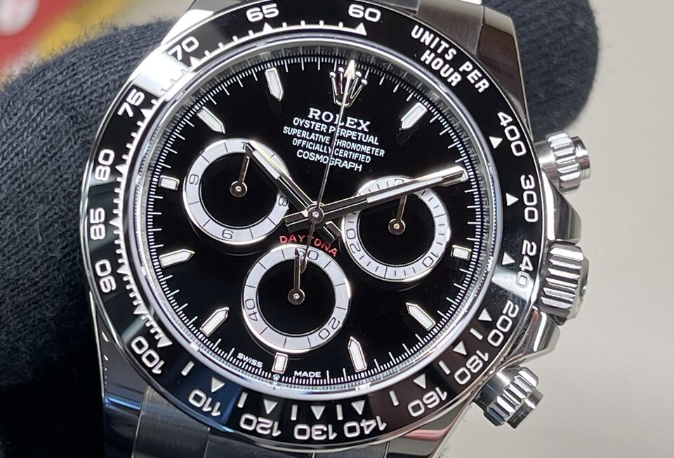 新型デイトナ入荷しました『Ref.126500LN』　