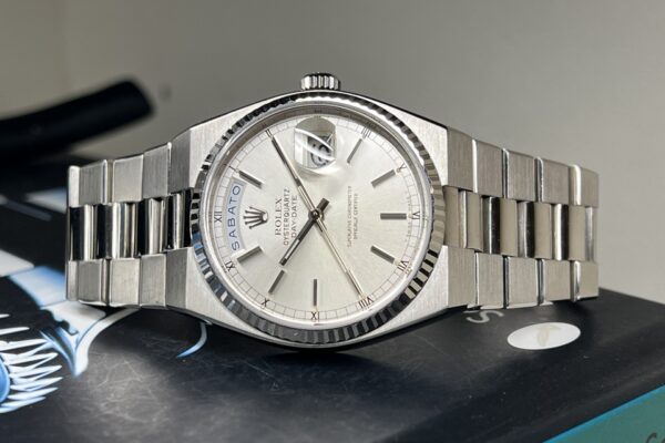 この運針がクセになります『DAY-DATE Ref.19019』